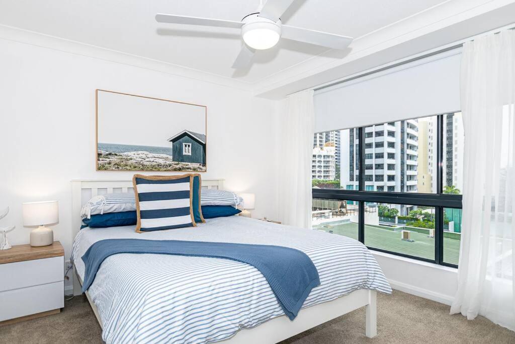 Broadbeach Victoria Square โกลด์โคสต์ ภายนอก รูปภาพ